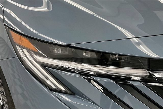 New 2026 Nissan Sentra SV w/ SV Convenience Package FWD image 13