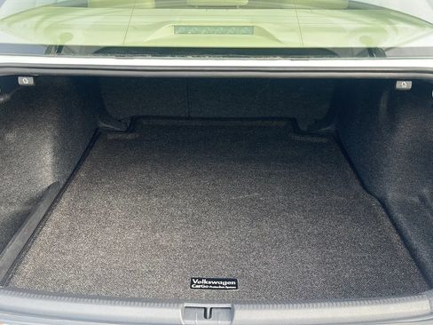 Used 2019 Volkswagen Passat 2.0T Wolfsburg w/ Wheels & Sunroof Package image 28