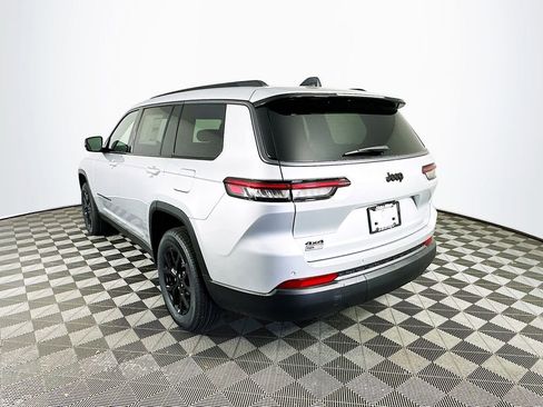 New 2026 Jeep Grand Cherokee L 4WD image 7