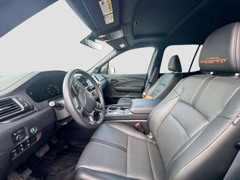 Used 2025 Honda Ridgeline TrailSport image 21