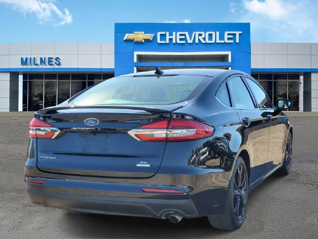 Used 2020 Ford Fusion SE w/ Equipment Group 151A FWD image 5