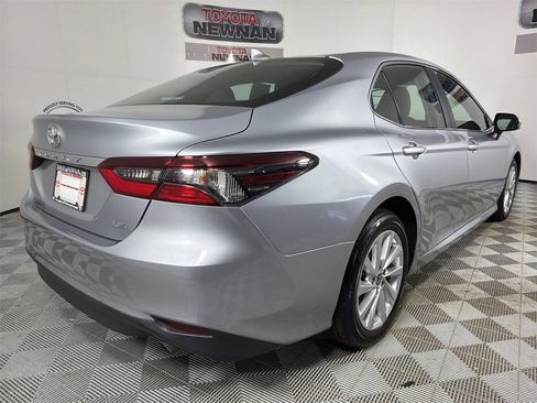 Used 2023 Toyota Camry LE image 3