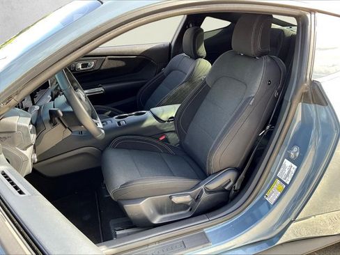 Used 2025 Ford Mustang Coupe RWD image 24