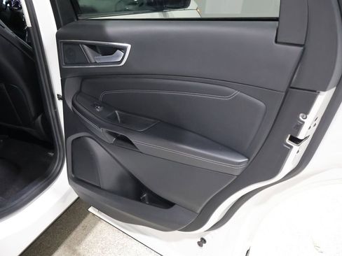 Used 2024 Ford Edge Titanium w/ Equipment Group 301A image 22