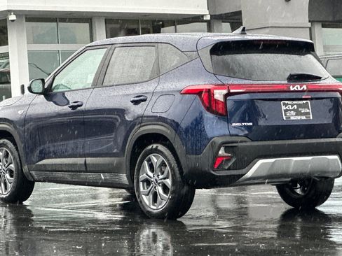 New 2026 Kia Seltos LX image 6