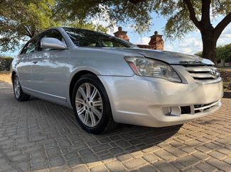 Used 2007 Toyota Avalon Limited FWD video 1