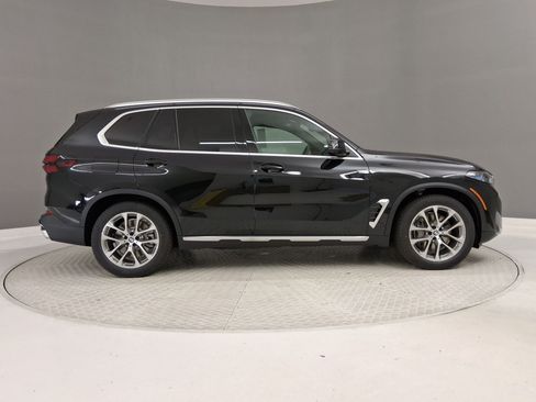 New 2026 BMW X5 xDrive50e w/ Parking Assistance Package AWD/4WD image 6