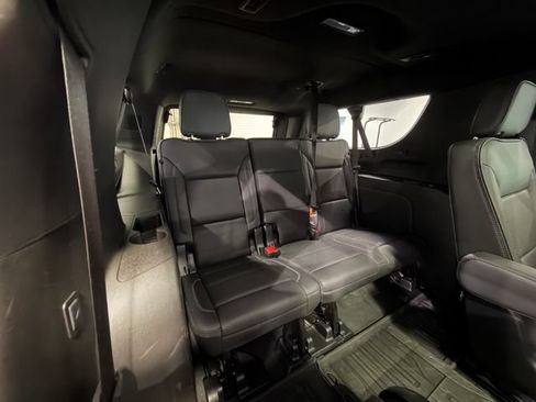 Used 2025 GMC Yukon XL Denali w/ Sun & Power Step Package AWD/4WD image 31