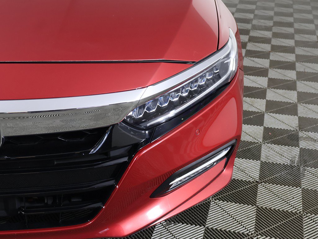 Used 2019 Honda Accord Touring image 17
