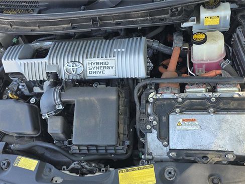 Used 2010 Toyota Prius Five FWD image 12