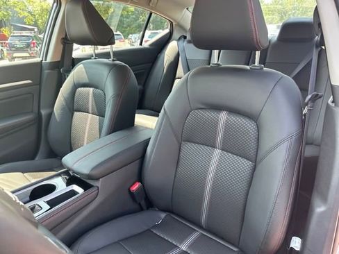 New 2025 Nissan Altima 2.5 SR image 5