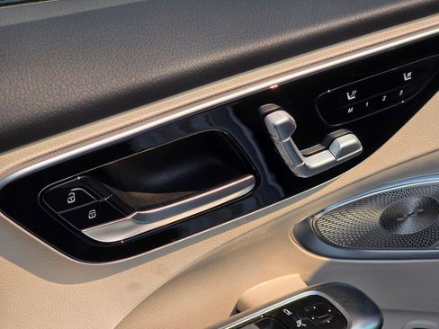 New 2026 Mercedes-Benz C 300 4MATIC Sedan image 28