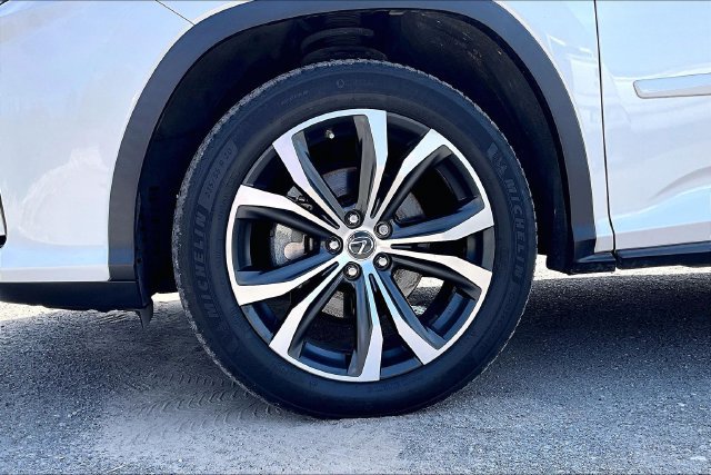 Used 2019 Lexus RX 350 AWD w/ Navigation Package image 8