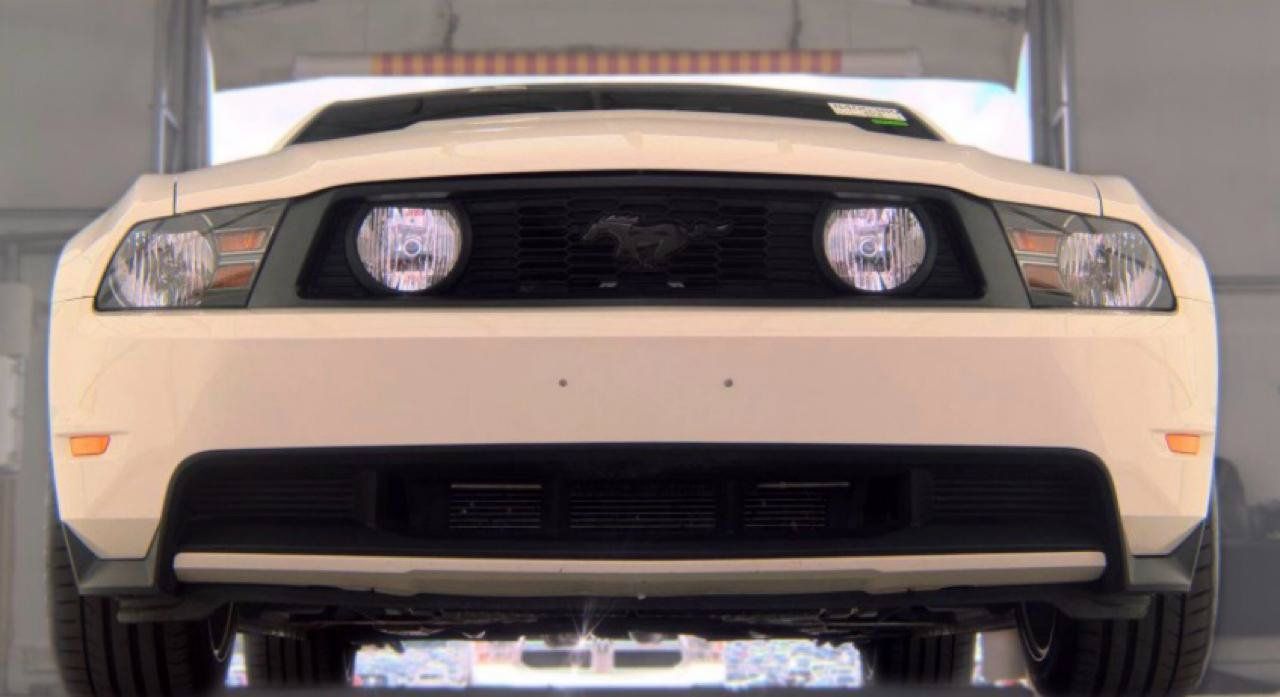 Used 2010 Ford Mustang GT RWD image 15