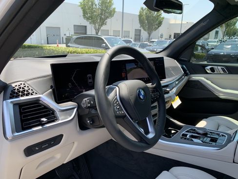 Certified 2026 BMW X5 xDrive50e AWD/4WD image 15