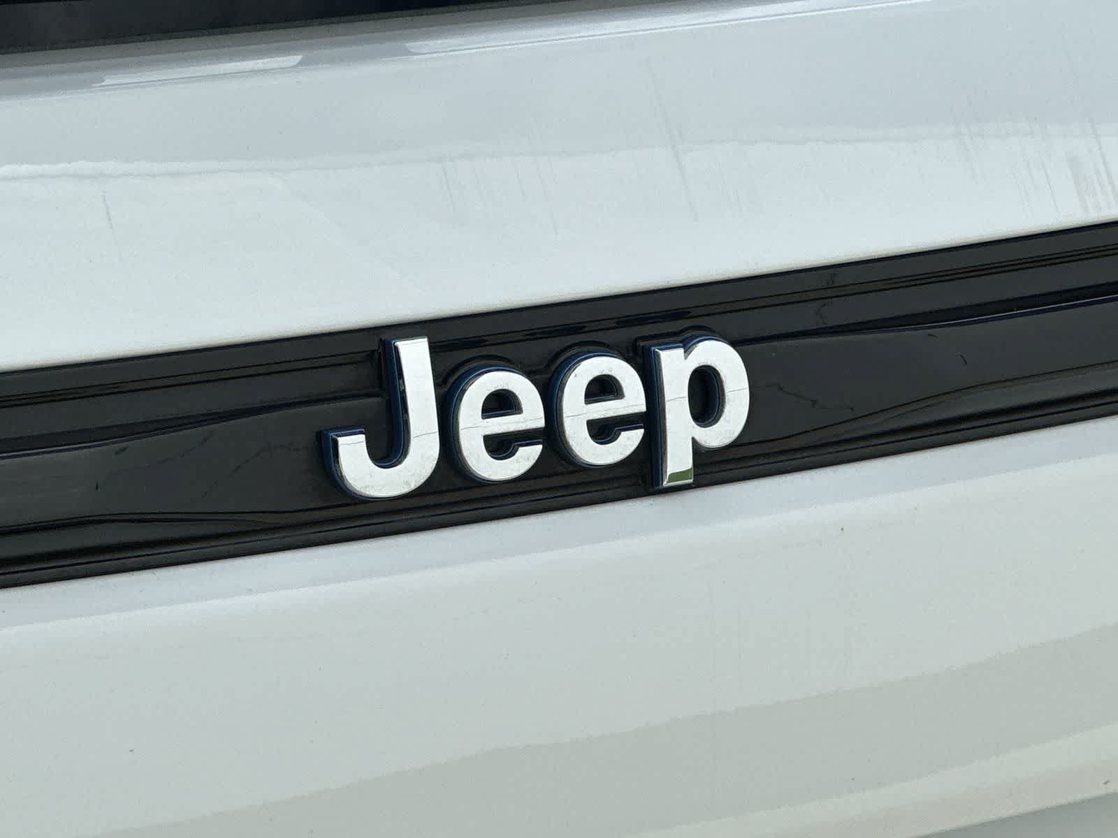 Used 2022 Jeep Grand Cherokee Limited 4xe AWD/4WD image 15