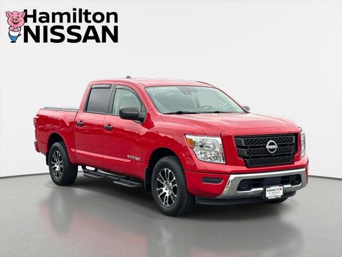 Used 2023 Nissan Titan SV w/ Accessory Utility Package AWD/4WD image 30