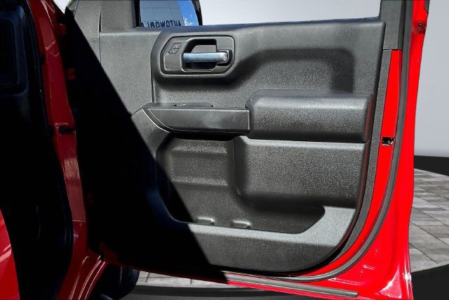 Used 2026 Chevrolet Silverado 1500 Custom w/ Turbomax Blackout Package AWD/4WD image 29