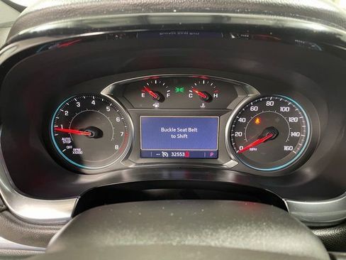 Used 2023 Chevrolet Traverse LT image 15