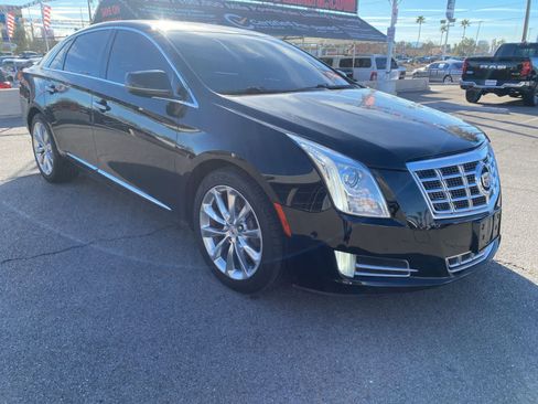 Used 2014 Cadillac XTS Luxury image 3