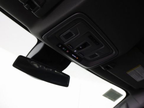 New 2026 GMC Sierra 3500 SLT w/ SLT Convenience Package AWD/4WD image 24