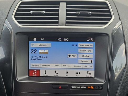 Used 2019 Ford Explorer XLT w/ Equipment Group 201A FWD image 20