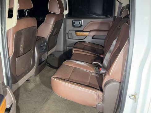 Used 2015 Chevrolet Silverado 2500 High Country w/ Duramax Plus Package AWD/4WD image 17