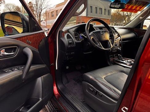 Used 2017 Nissan Armada SL image 8