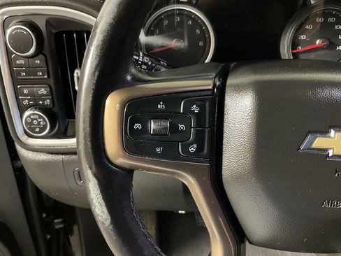 Used 2019 Chevrolet Silverado 1500 High Country w/ Technology Package AWD/4WD image 26
