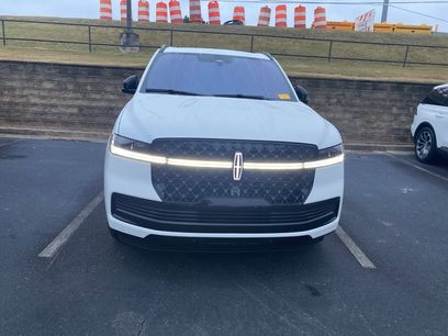 Used 2025 Lincoln Navigator L Reserve w/ Jet Appearance Package