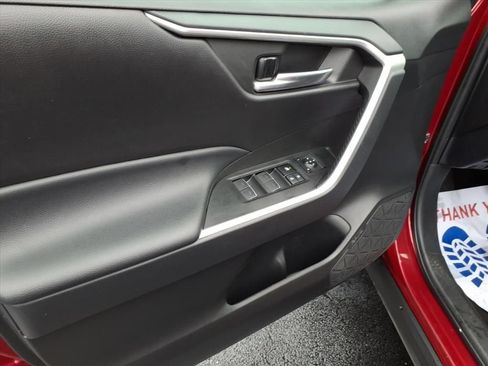 Used 2023 Toyota RAV4 XLE image 12