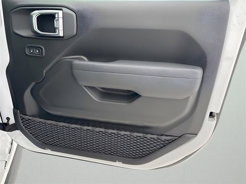 New 2026 Jeep Wrangler Willys image 9