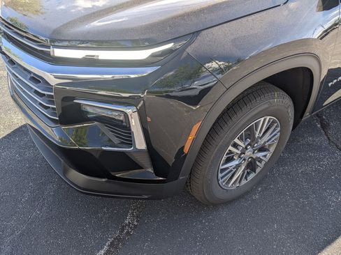 New 2026 Chevrolet Traverse LT w/ Driver Confidence Package image 10