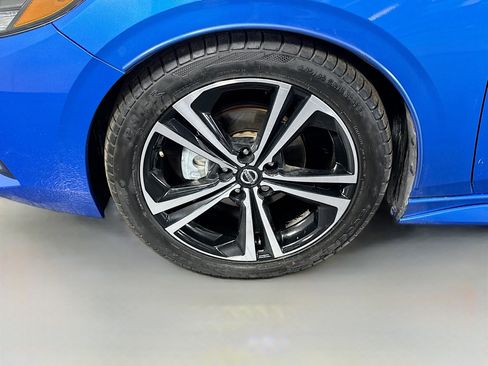 Used 2020 Nissan Sentra SR FWD image 38