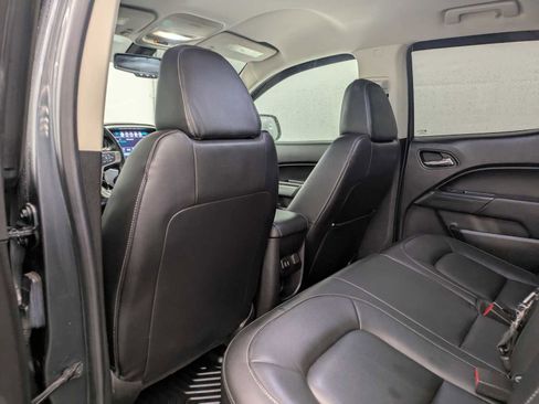 Used 2018 Chevrolet Colorado ZR2 image 18