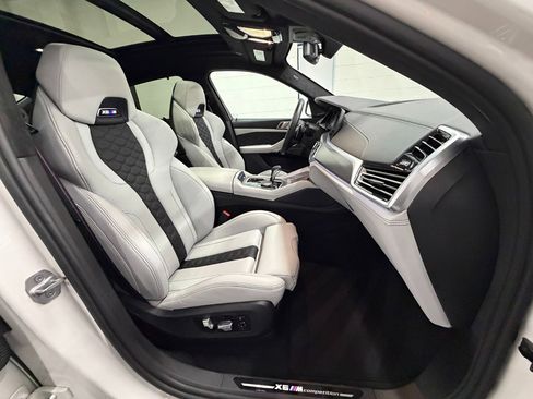 Used 2023 BMW X6 M Competition image 23