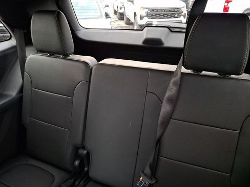Used 2024 Chevrolet Traverse Premier w/ Redline Edition image 11