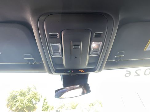 Used 2026 Chevrolet Tahoe LS RWD image 19