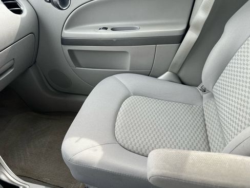 Used 2009 Chevrolet HHR LT w/ LT Preferred Equipment Group FWD image 8