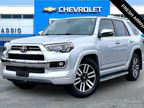 Used 2023 Toyota 4Runner Limited RWD image 2