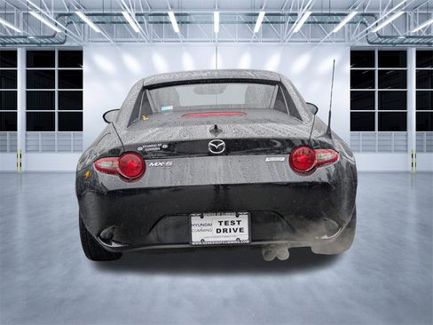 Used 2018 MAZDA MX-5 Miata RF Grand Touring image 4