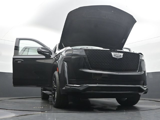 Certified 2024 Cadillac Escalade Sport Platinum w/ LPO, ONYX Package AWD/4WD image 85