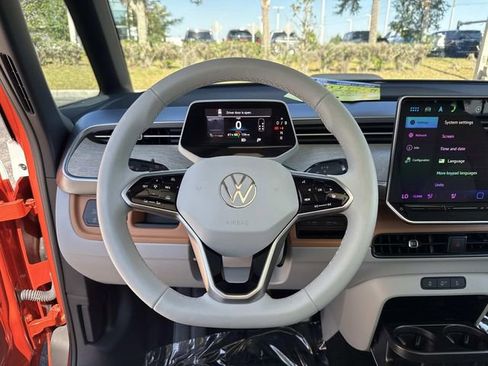 Used 2025 Volkswagen ID. Buzz 1st Edition AWD/4WD image 28