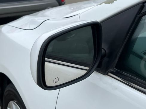 Used 2013 Toyota Corolla LE image 20