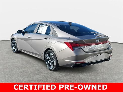 Certified 2023 Hyundai Elantra Limited w/ Preferred Accessory Package image 7