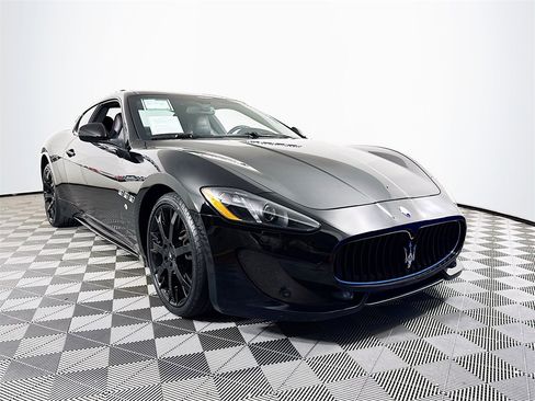 Used 2013 Maserati GranTurismo Sport image 1