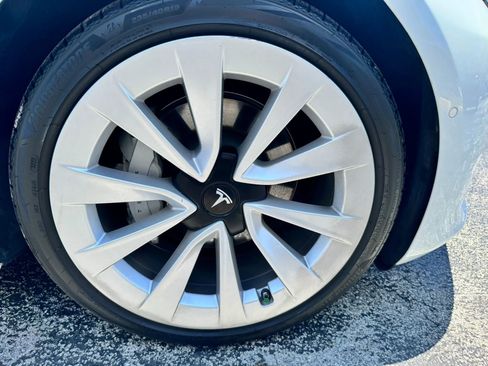 Used 2021 Tesla Model 3 Standard Range Plus RWD image 33