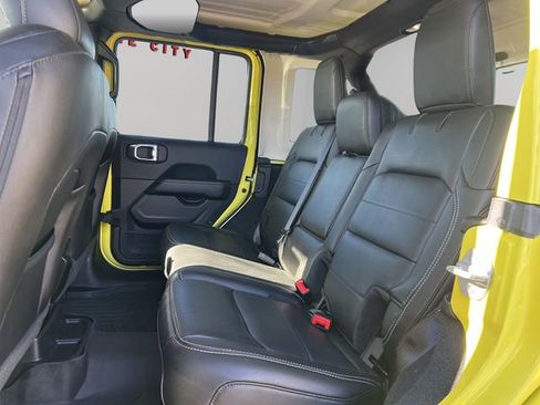 Used 2022 Jeep Wrangler Unlimited Sahara w/ LED Lighting Group image 36