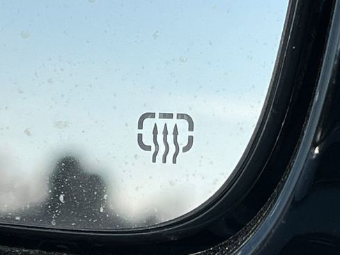 New 2026 Chrysler Pacifica Select image 38