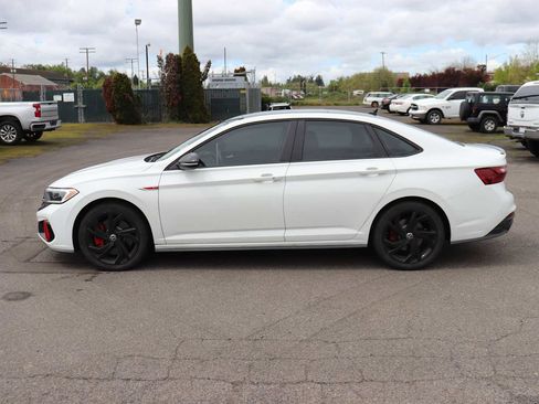 Used 2023 Volkswagen Jetta GLI Autobahn FWD image 8